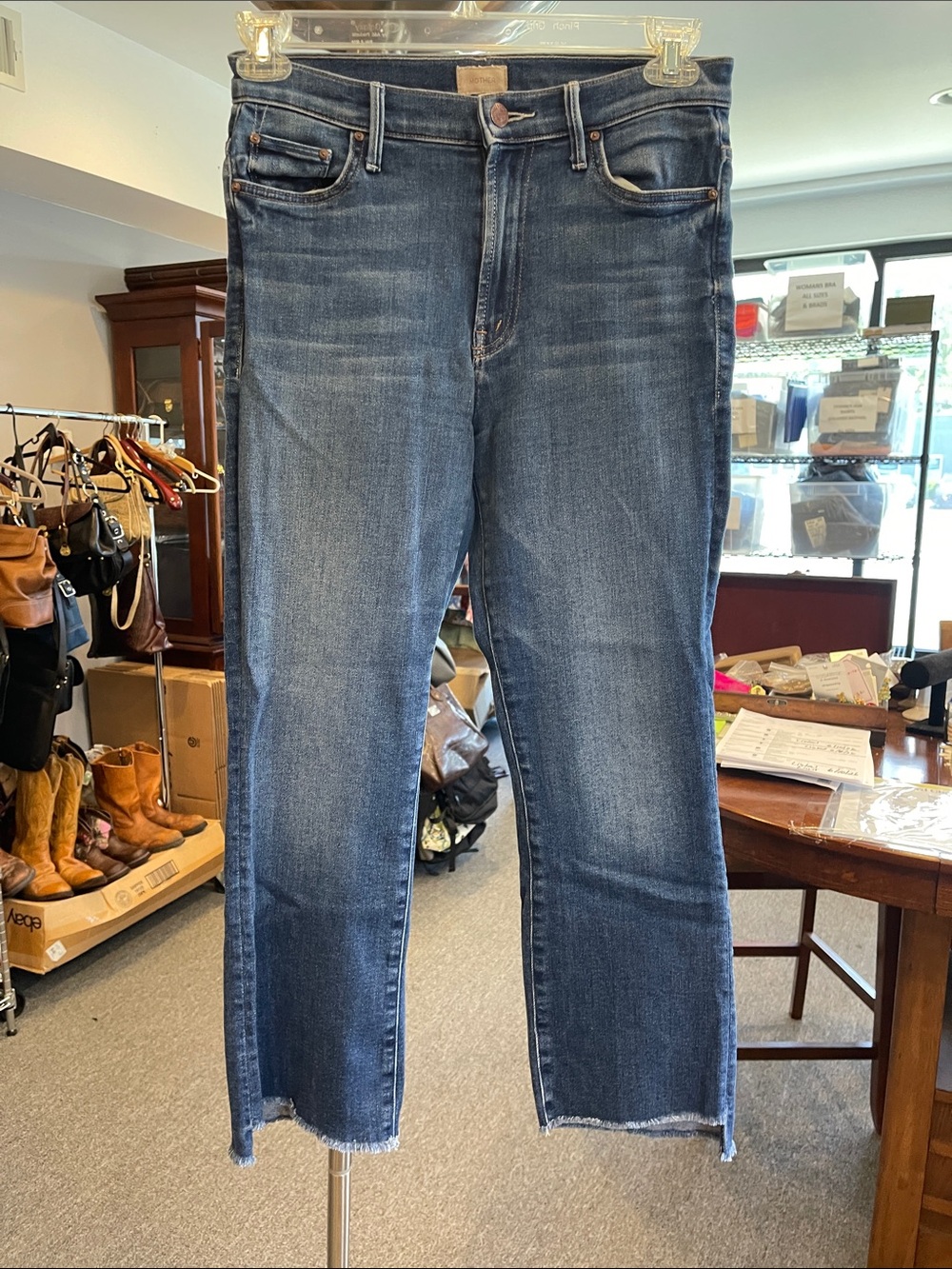 MOTHER The Insider Crop Step Fray Jeans Size 28 | “Sweet & Sassy Wash | Normcore